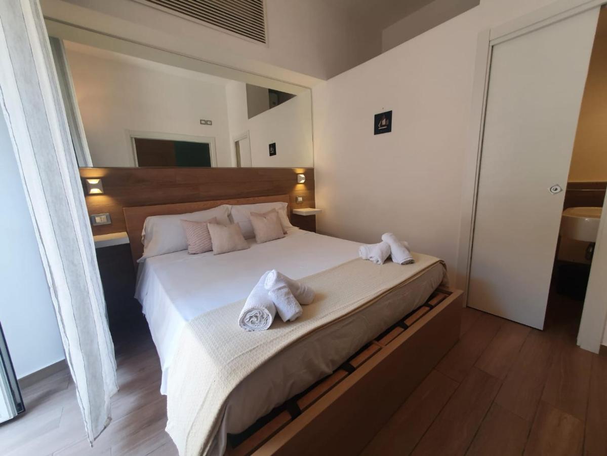 Casa Sofia- Fondi Vertice Rooms Eksteriør billede