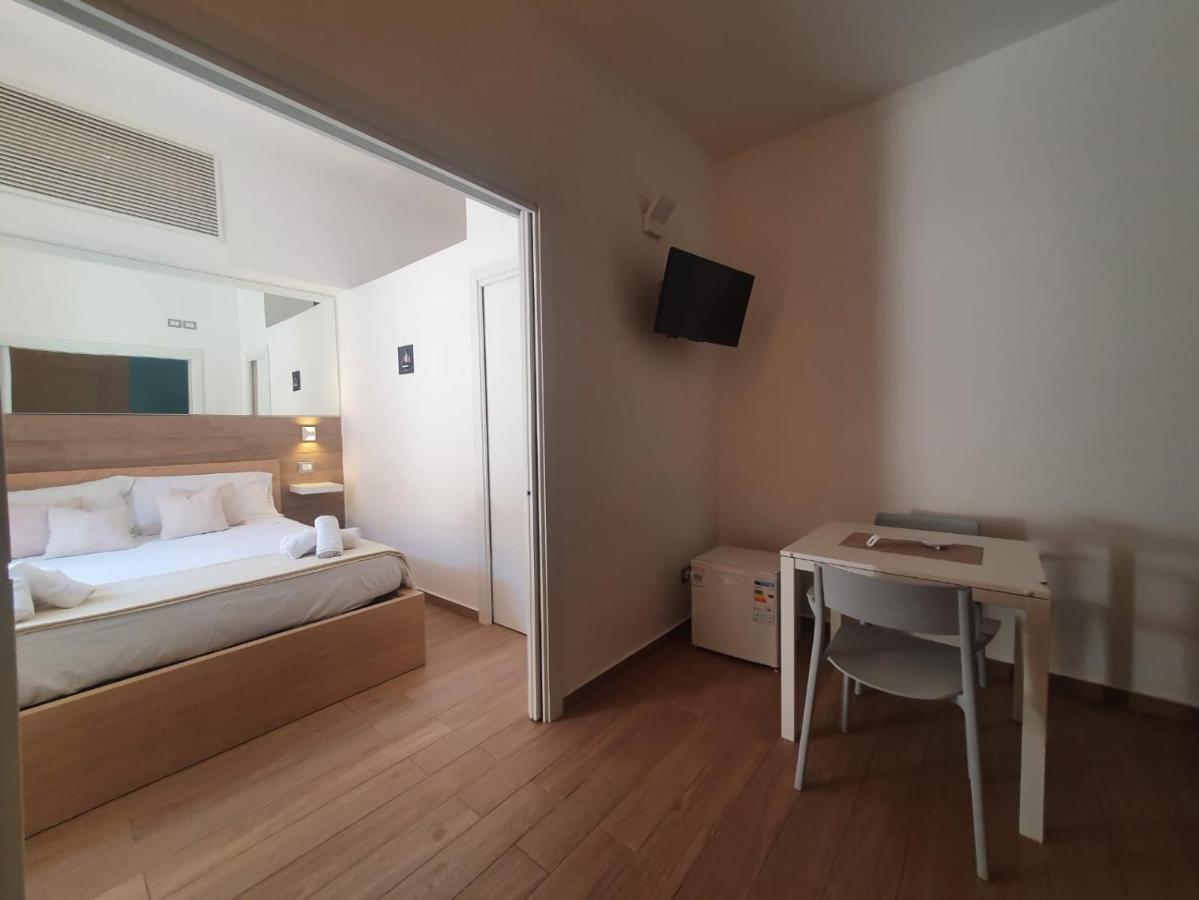 Casa Sofia- Fondi Vertice Rooms Eksteriør billede